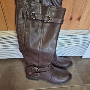 Chic Brown Leather Knee-High Boots
